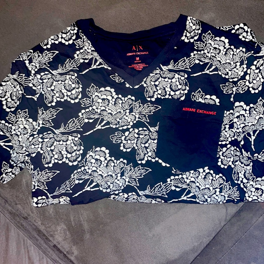 Armani Exchange V- neck T-shirt. Navy with white graphics never physically worn